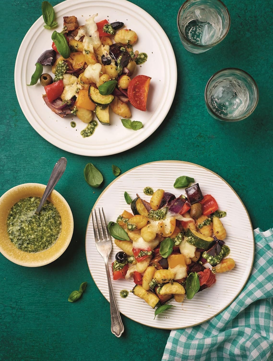 The Ultimate Air Fryer Cookbook: One Basket Meals