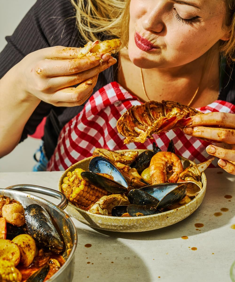 Poppy Cooks: The Actually Delicious One Pot Cookbook